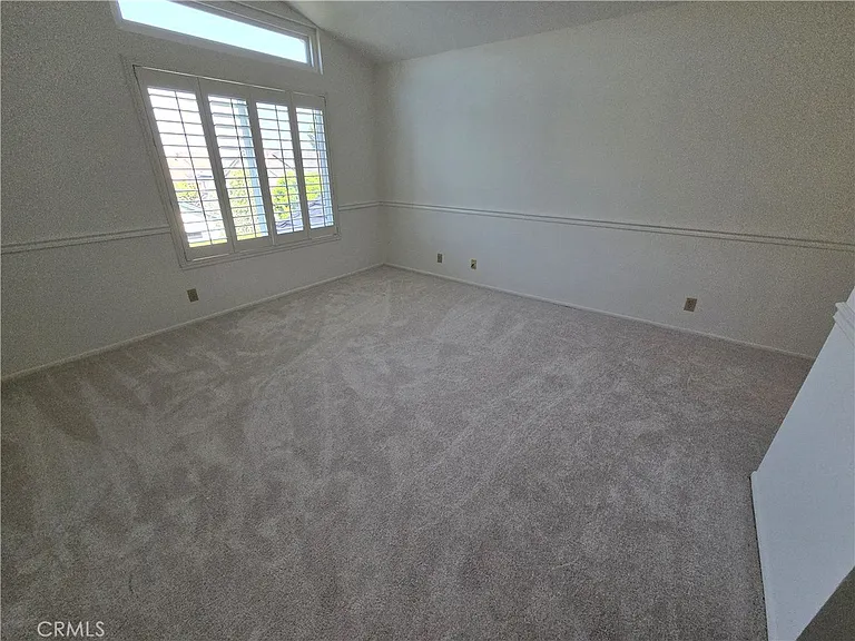 26171 Golada — Photo 2