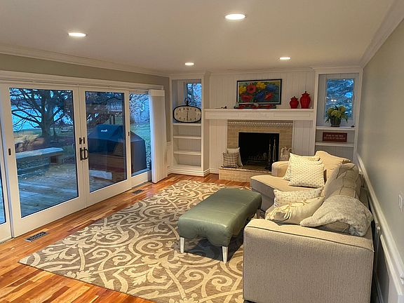 2nd image of 1244 Long Lake Ct