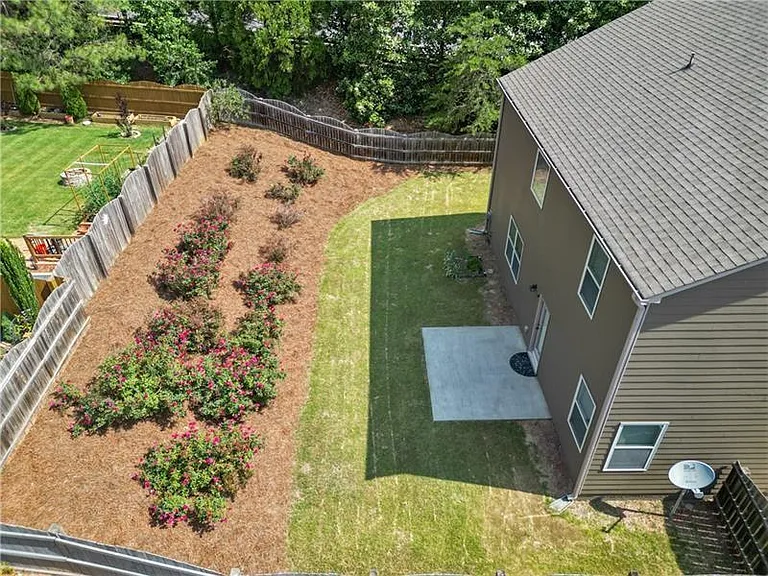 2080 Red Barn Ct — Photo 37