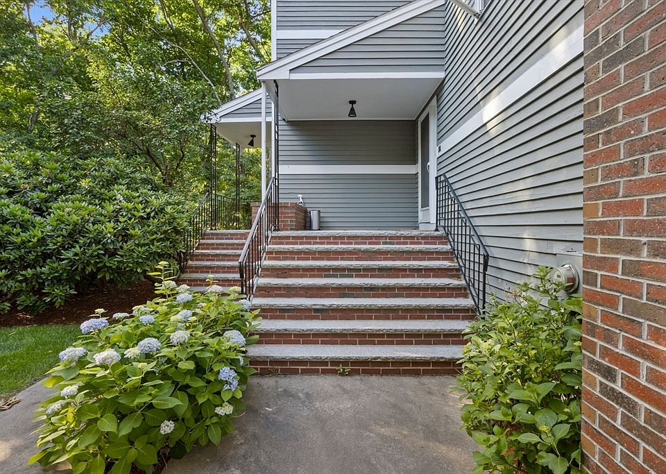 2nd image of 54 Edward Dr