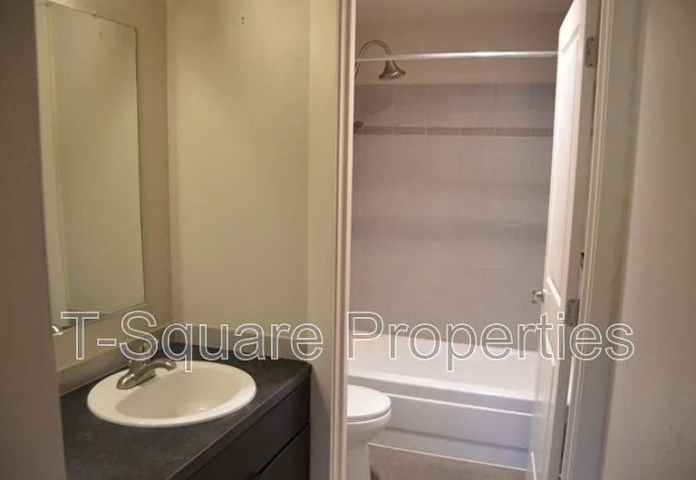 726 Kirkland Cir #C-103 — Photo 9