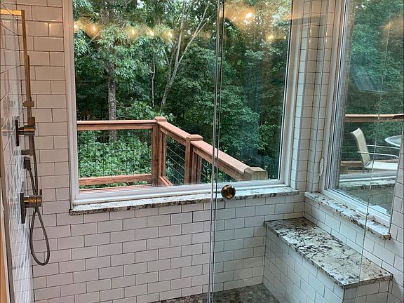 2nd image of 6002 Shadyway Ln