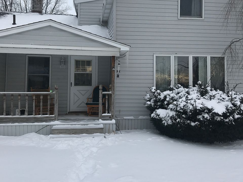 1st image of 616 S Franklin St