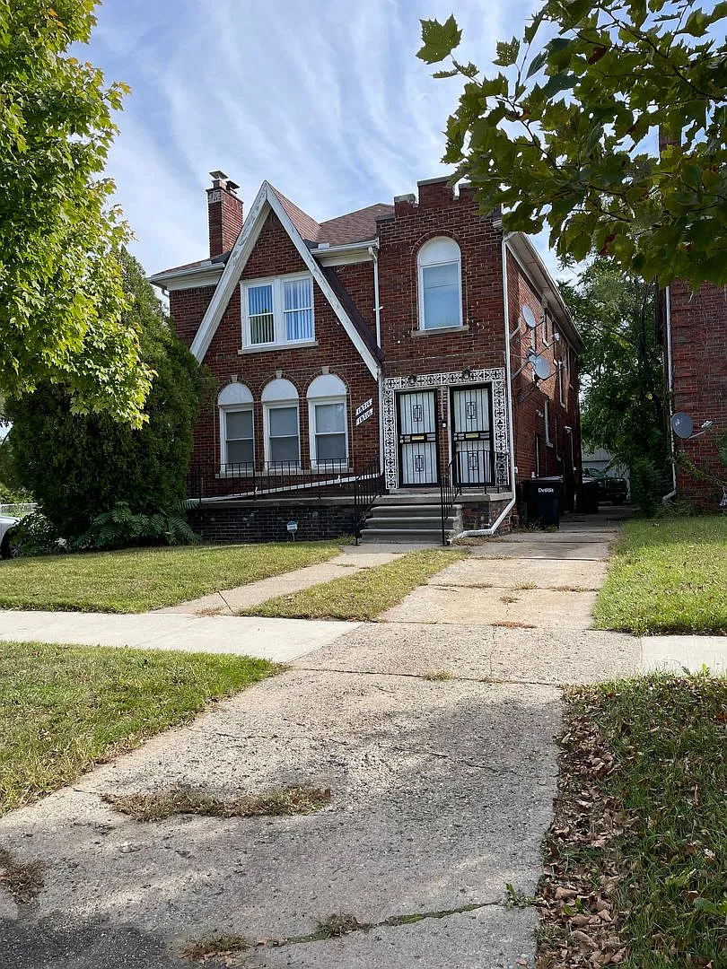 18714-18716 Greenlawn St., Detroit, MI — Photo 1