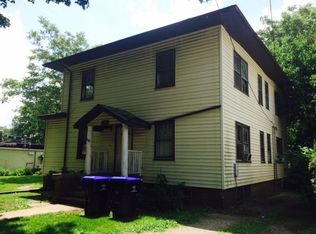 702 N Oak St APT C, Bloomington, IL 61701
