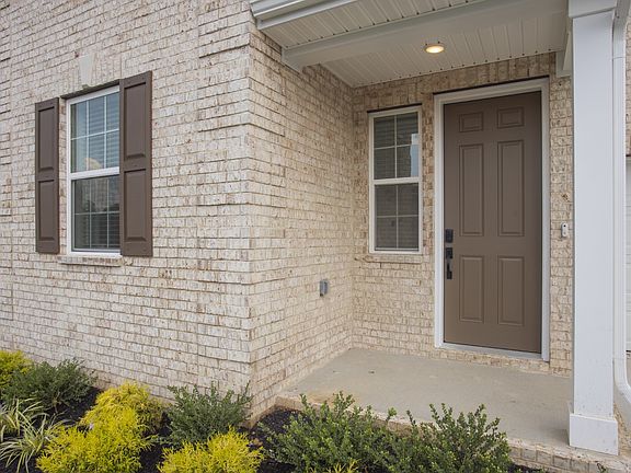 3rd image of 406 Downs Ln