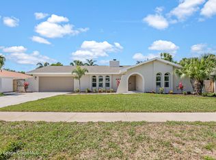 459 Winchester Rd, Satellite Beach, FL 32937