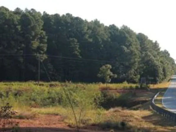 Par A & B Highway Nine O Three, Bracey, VA 23919