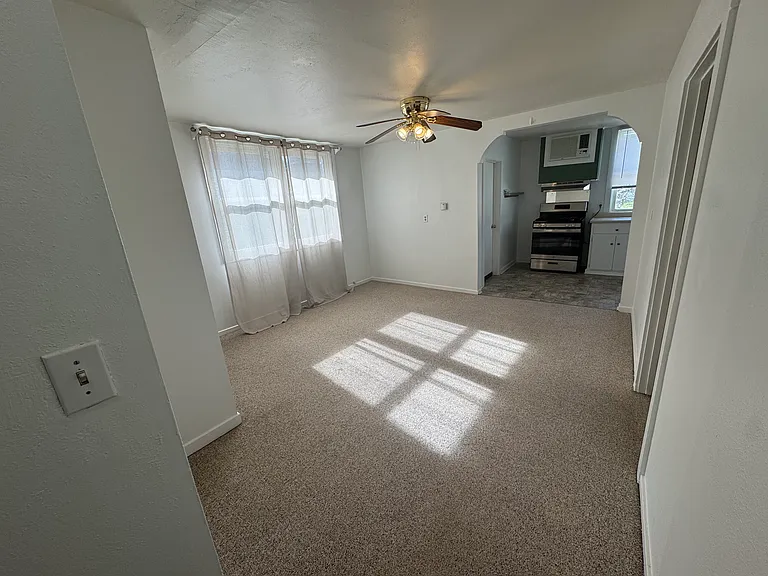 962 Charter Oak Ave — Photo 15