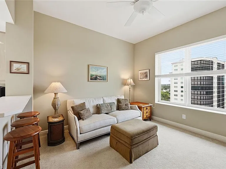 420 Cove Tower Dr #1404 — Photo 14