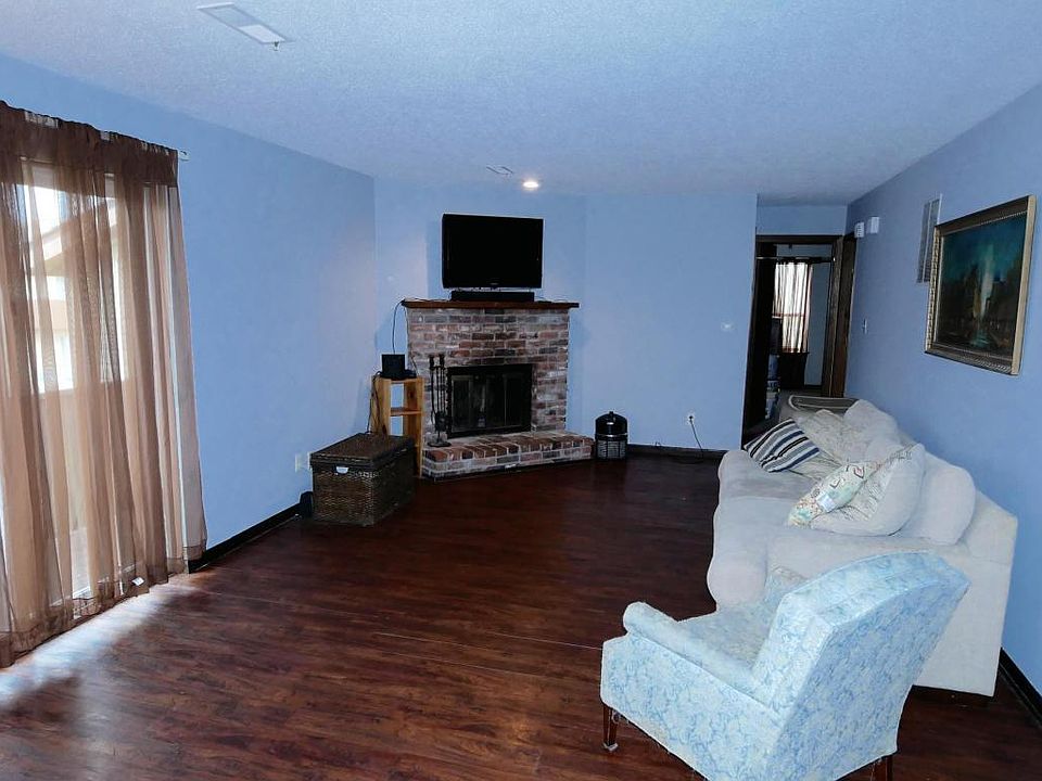 1st image of 1997 E Waterfront Dr N #G