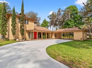 2712 Red Fox Rd, Orange Park, FL 32073