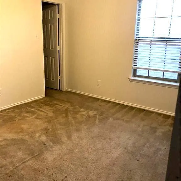 14320 Lake Victor Dr — Photo 13