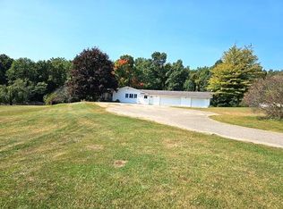 2251 E Litchfield Rd, Jonesville, MI 49250