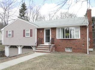 1 Kennedy Cir, Wakefield, MA 01880