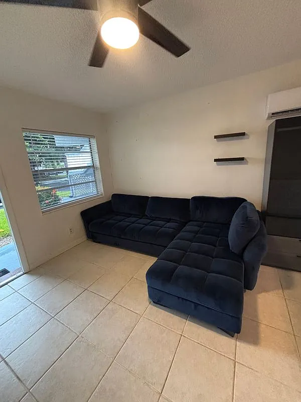 3 bed, 2.0 bath, 1200 sqft, $1,350 — Photo 4