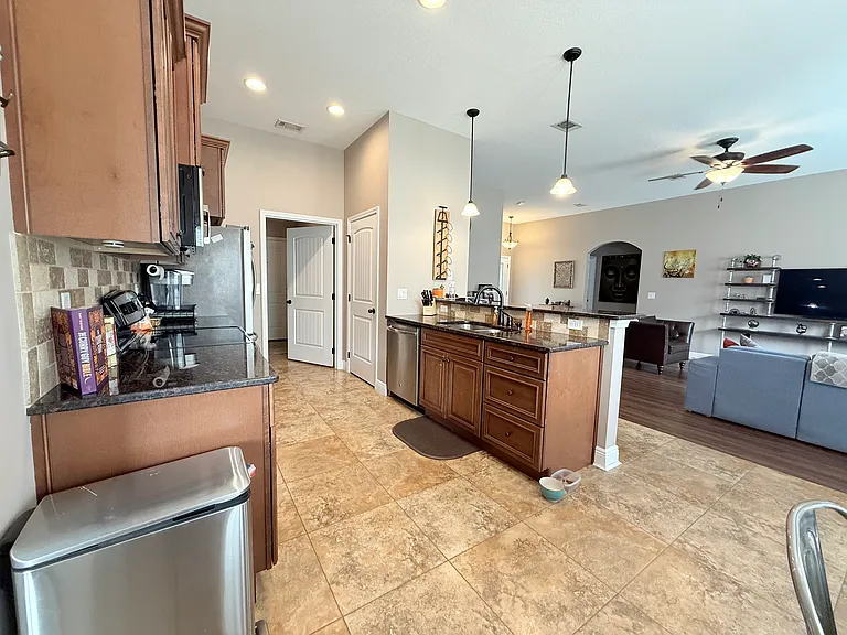 202 Starfish Rd — Photo 9