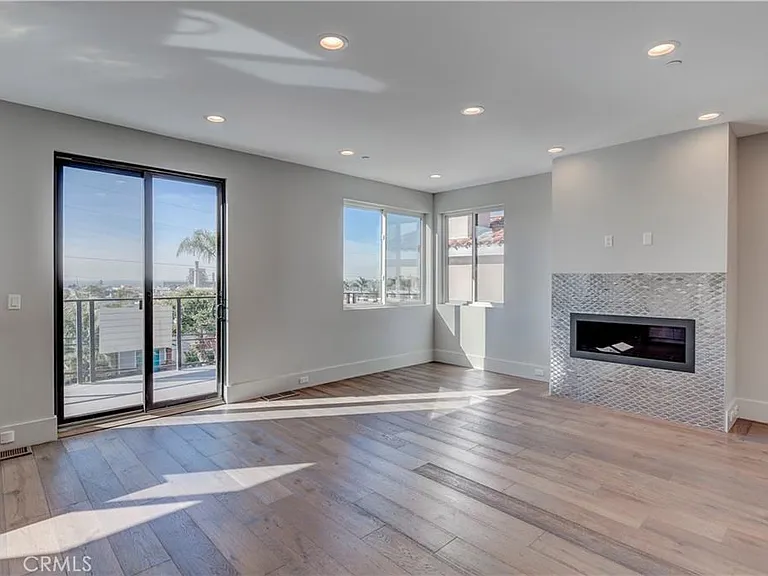 716 N Juanita Ave #A — Photo 35