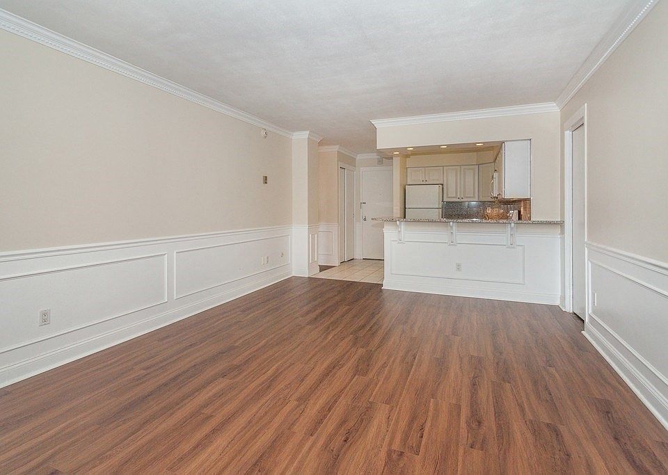 1st image of 36 Eliot St #15