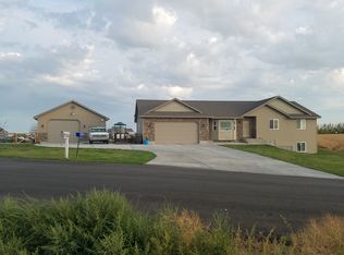 99 N Stocktrail Dr, Idaho Falls, ID 83402