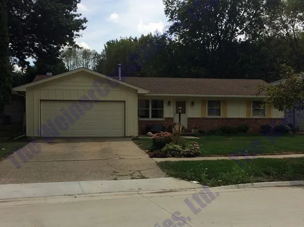 2205 Tamarack Dr, Champaign, IL 61821