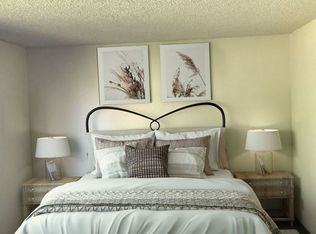 Four Seasons, Eugene, OR 97402