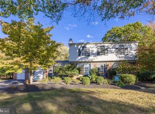 1401 Sandys Ln, North Wales, PA 19454