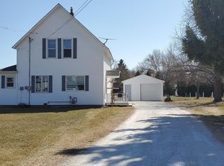 136 E Church St, Mishicot, WI 54228