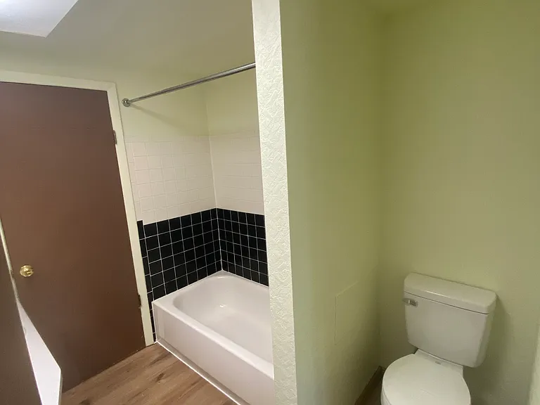 Upstairs bathroom for bedrooms 2 & 3