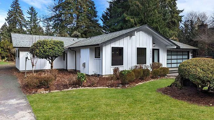 20834 Marine View Dr SW — Photo 16