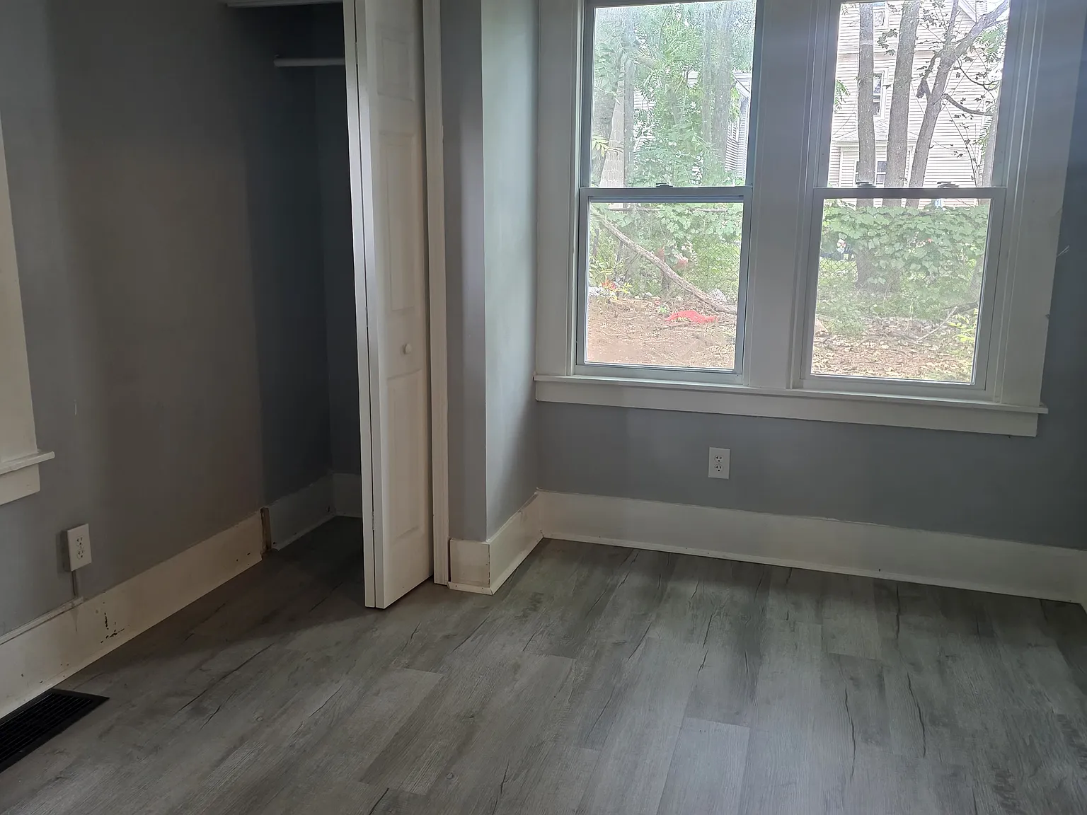 2 bed, $1,200 — Photo 2