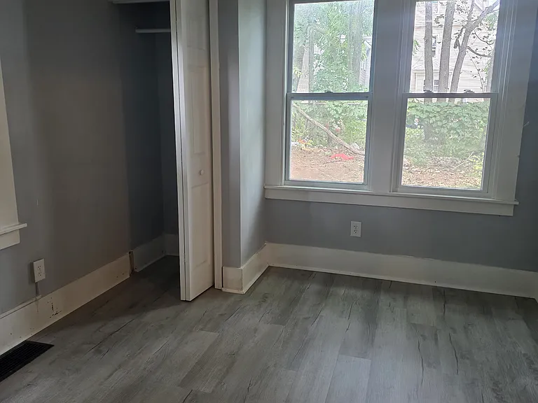 1008 N Townsend St #3 — Photo 2