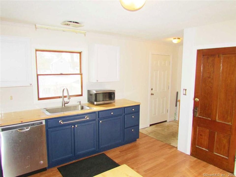 125 Workman Ave 2, Torrington, CT 06790 Zillow