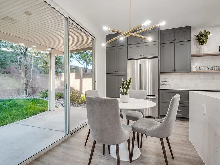 11086 Evvie Ln — Photo 7