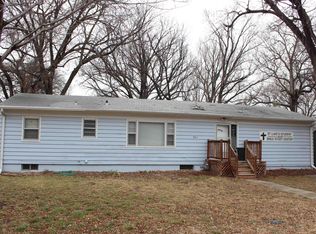 354 N Delaware Ave, Manhattan, KS 66502