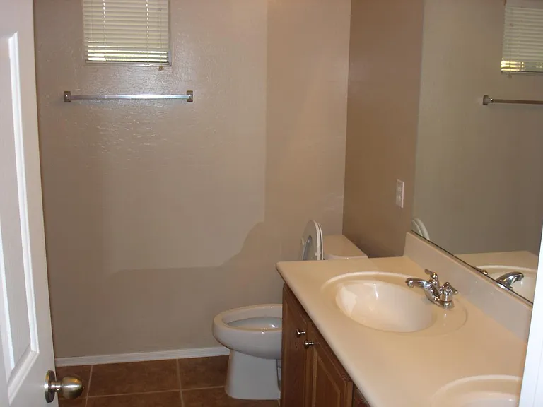 5245 W Shumway Farm Rd — Photo 11