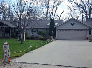300 S Race St, Cambridge, IA 50046