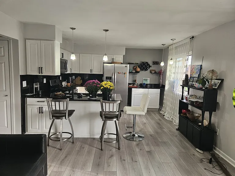 25470 Quarter Deck St — Photo 2