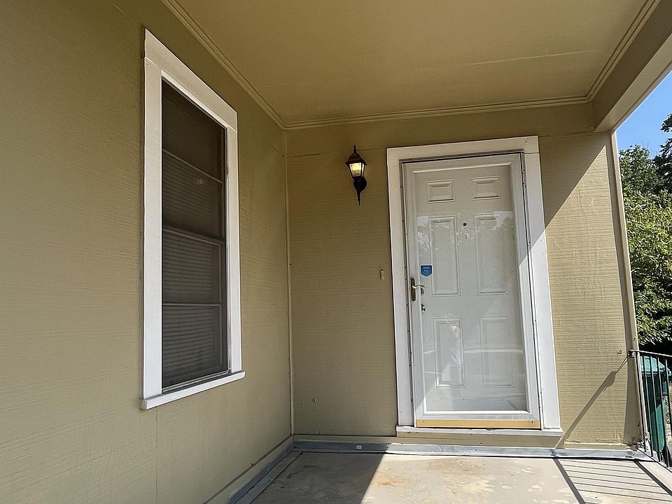 2nd image of 205 Archimedes Dr #1