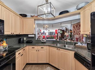 Sunrise Lakes Condominium, Sunrise, FL 33322