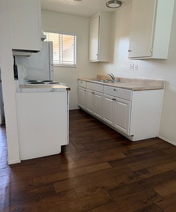 3rd image of 1443 E 18th St E #11