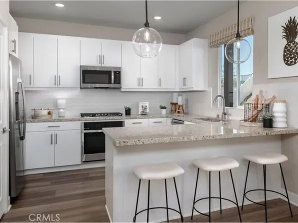 366 Silverwood Ct, Rialto, CA 92377