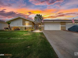 6008 Cypress Point Dr, Bakersfield, CA 93309