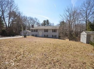 20 Pierce Rd, Sutton, MA 01590