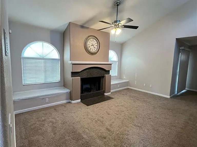 9325 W Desert Inn Rd #206 — Photo 7