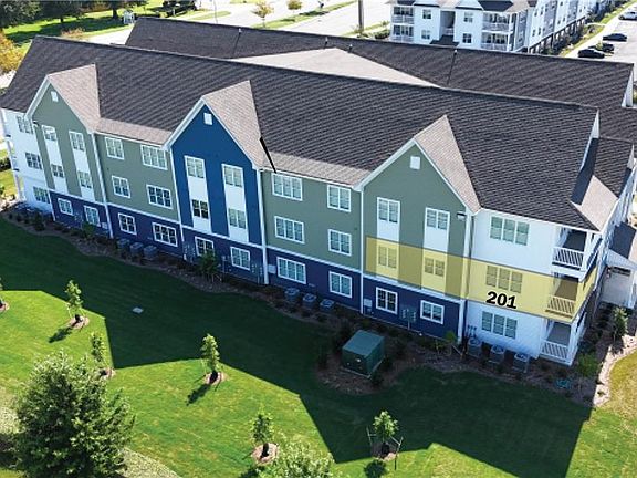 2nd image of 1720 Vankar Dr #201