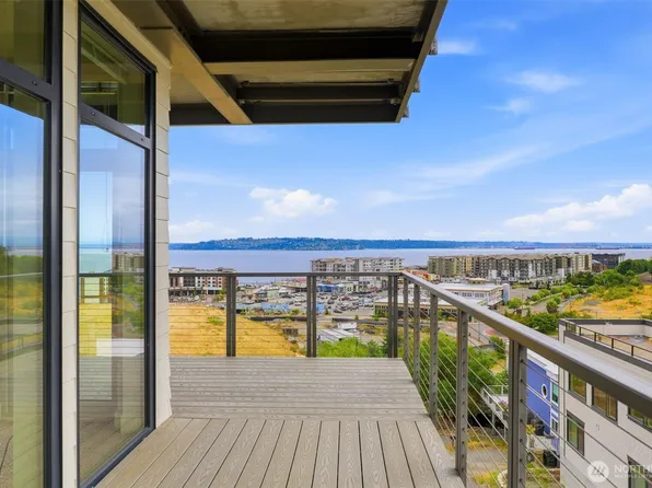 5204 N Bennett #311, Ruston, WA 98407