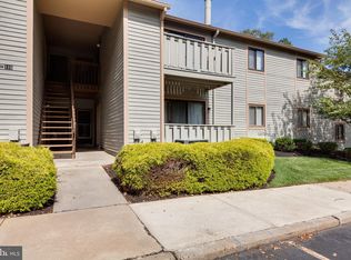 109 Woodhollow Dr, Marlton, NJ 08053