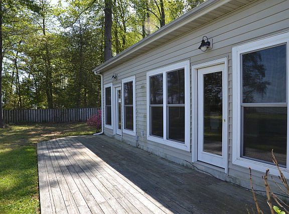 5th image of 483 Potomac Dr