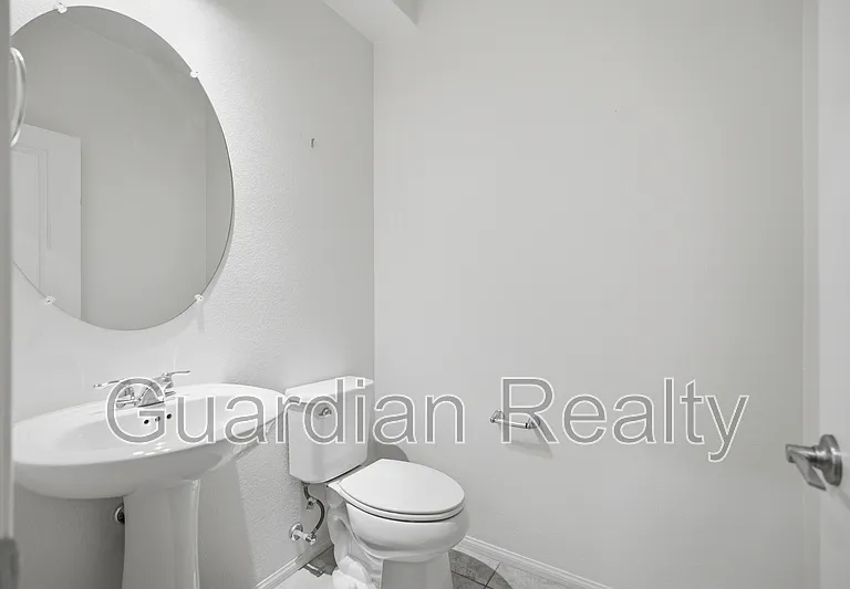 2879 Cabrillo Terrace St — Photo 14